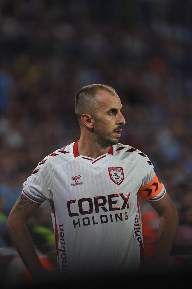 Zeki Yavru Samsunspor formasıyla 100. maçına çıktı