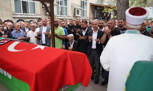 Silahlı saldırıda ölen Ümit Çapkın'ın ailesinden açıklama! İftira atıyorlar