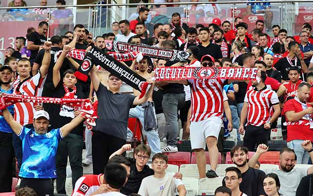 Samsunspor 9 günde evinde 3 maç yapacak