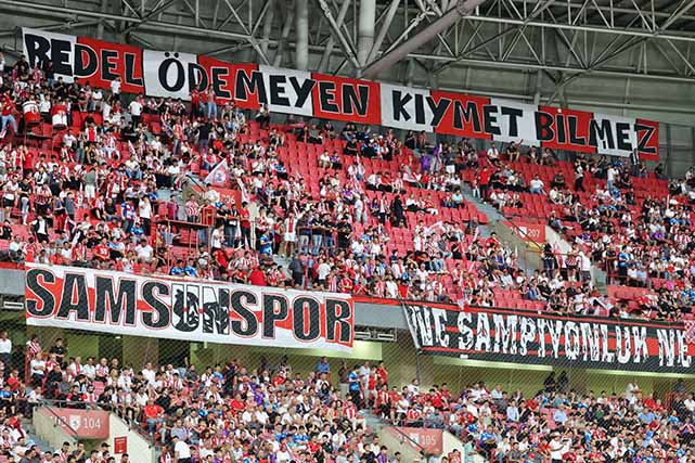 Samsunspor 9 günde evinde 3 maç yapacak