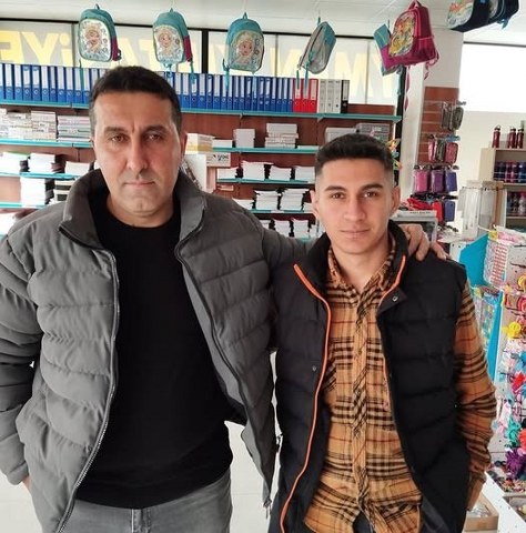 Üniversite kaydına gidiyorlardı... Yolda yanarak can verdiler