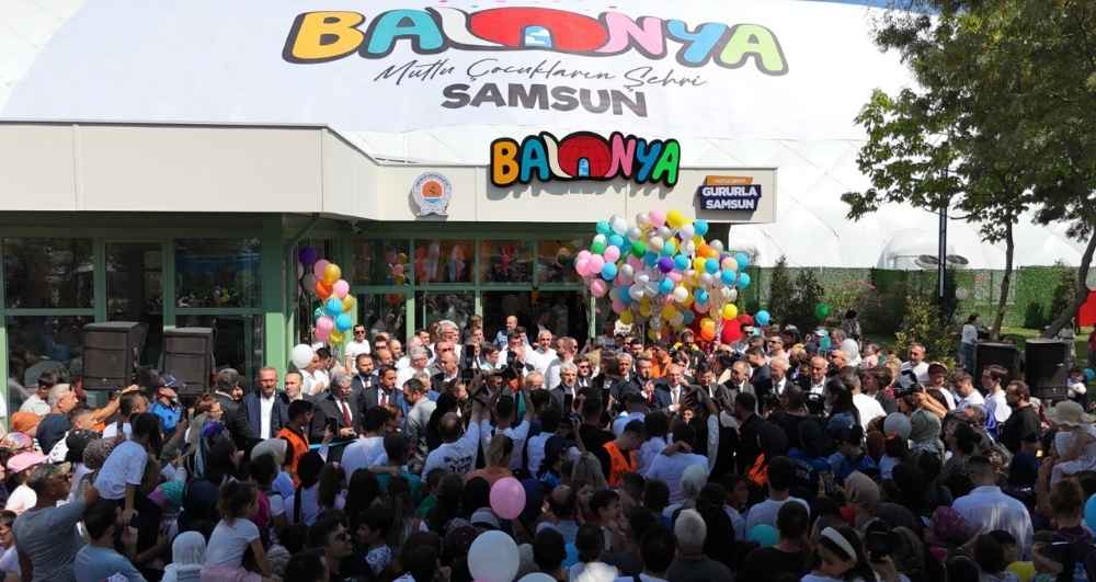 Balonya'ya ziyaretçi akını