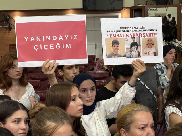 Yasemin Minguzzi, çocuklarını kaybeden ailelerle buluştu