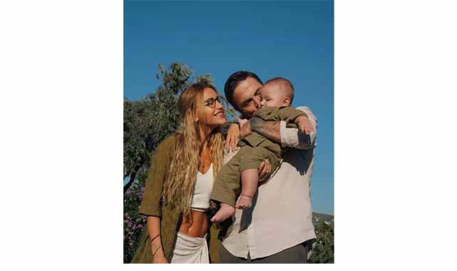 Ahmet Kural ve Çağla Gizem Kural, ikinci çocuklarına kavuştu