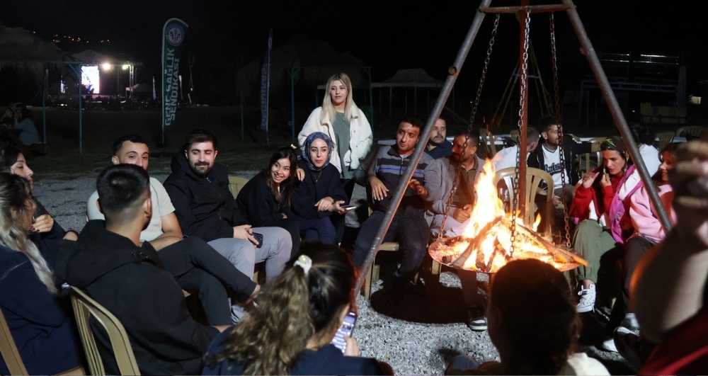 "Genç sağlıkçılar" Samsun'da festivalde eğlendi