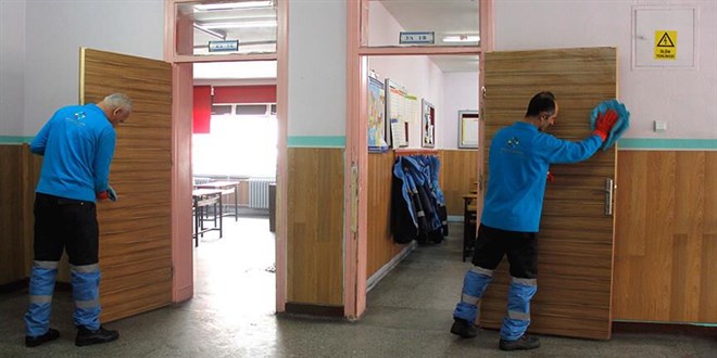 Okullara 70 bin temizlik personeli alınacak! İşte detaylar