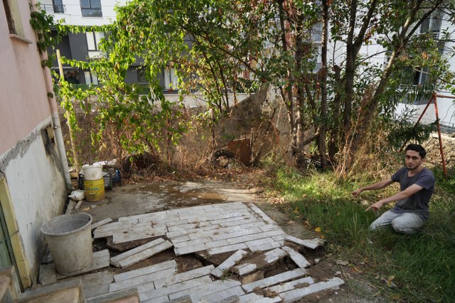 Samsun'da inşaat kazısı krize dönüştü: Yan bina çatladı, taraflar mahkemelik oldu