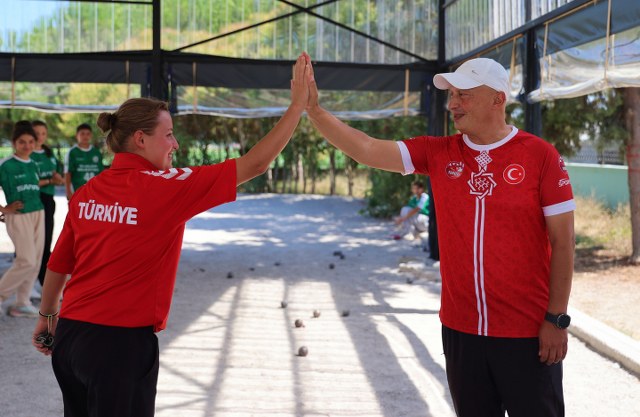 Alaçam, bocce sporunun merkezi oldu