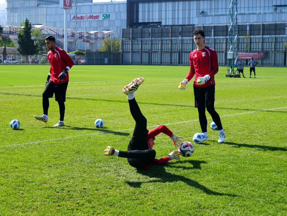 Samsunspor Futbol Direktörü Fuat Çapa forvet transferinin tarihini açıkladı! Yeni oyuncu geliyor