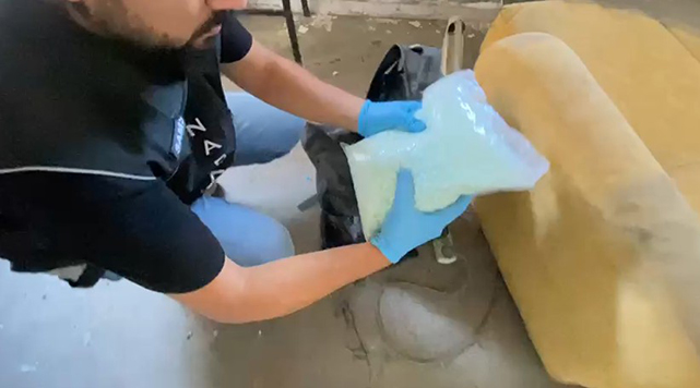 Samsun'da polis anahtarın izini sürdü! 15 bin 878 ectasy hap ele geçirildi