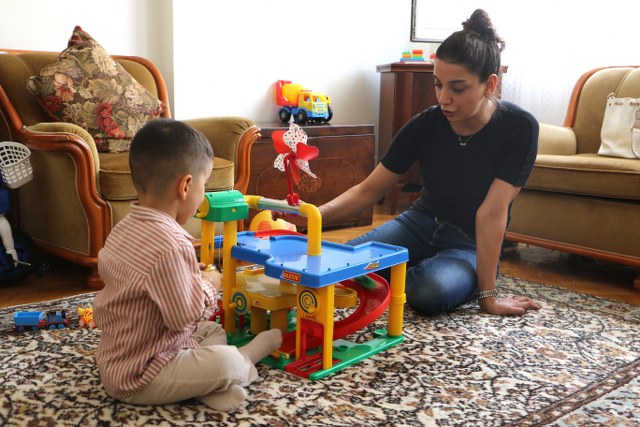 Samsun'da Damla Alaçayır, koruyucu anne oldu