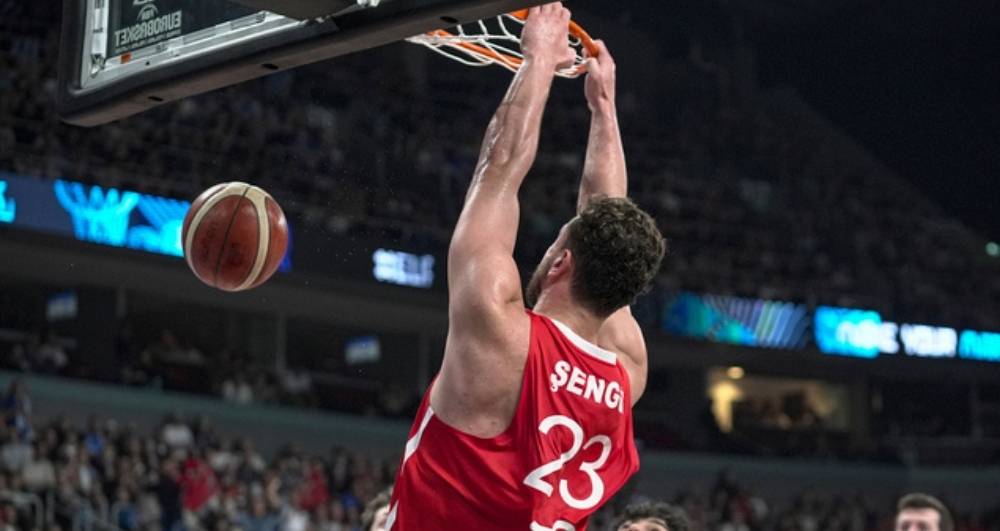 12 Dev Adam tarih yazmak için parkede: Şampiyonluk zamanı!