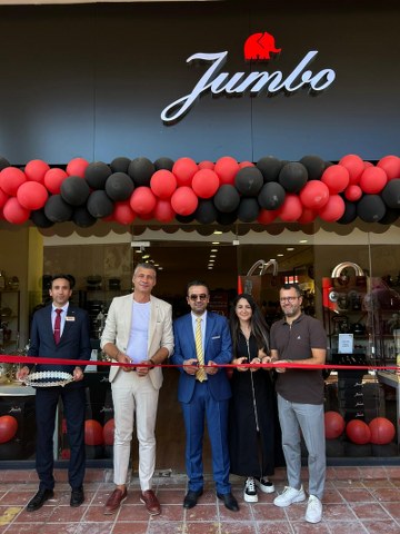 Lovelet AVM'de görkemli açılış! 7 mağaza aynı anda kapılarını açtı 