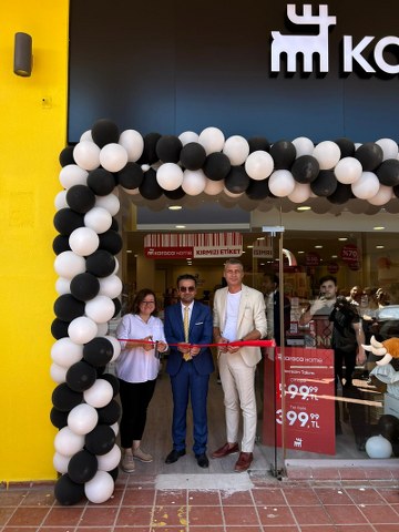 Lovelet AVM'de görkemli açılış! 7 mağaza aynı anda kapılarını açtı 