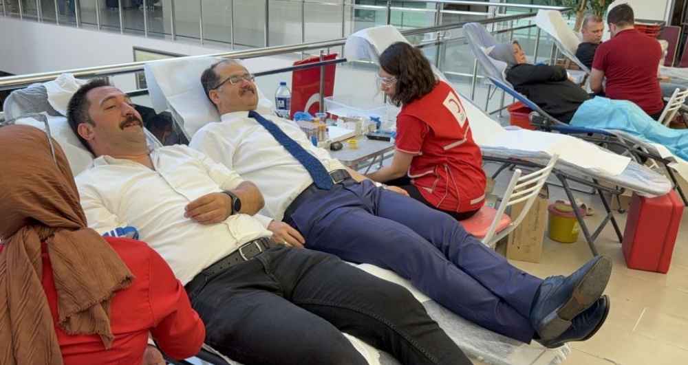 Samsun Adliyesi’nde Kızılay’a kan bağışı kampanyası