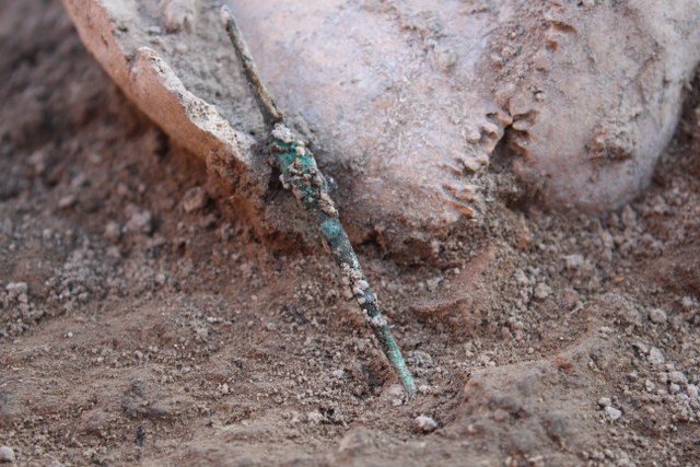 İkiztepe Höyüğü'nde yapılan kazılarda "hediyeli mezarlar" ortaya çıkarıldı