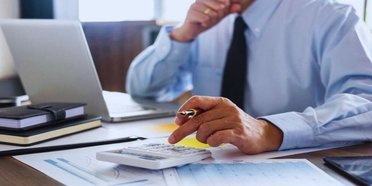 Memurlara kıyafet zorunluluğu geri geldi!