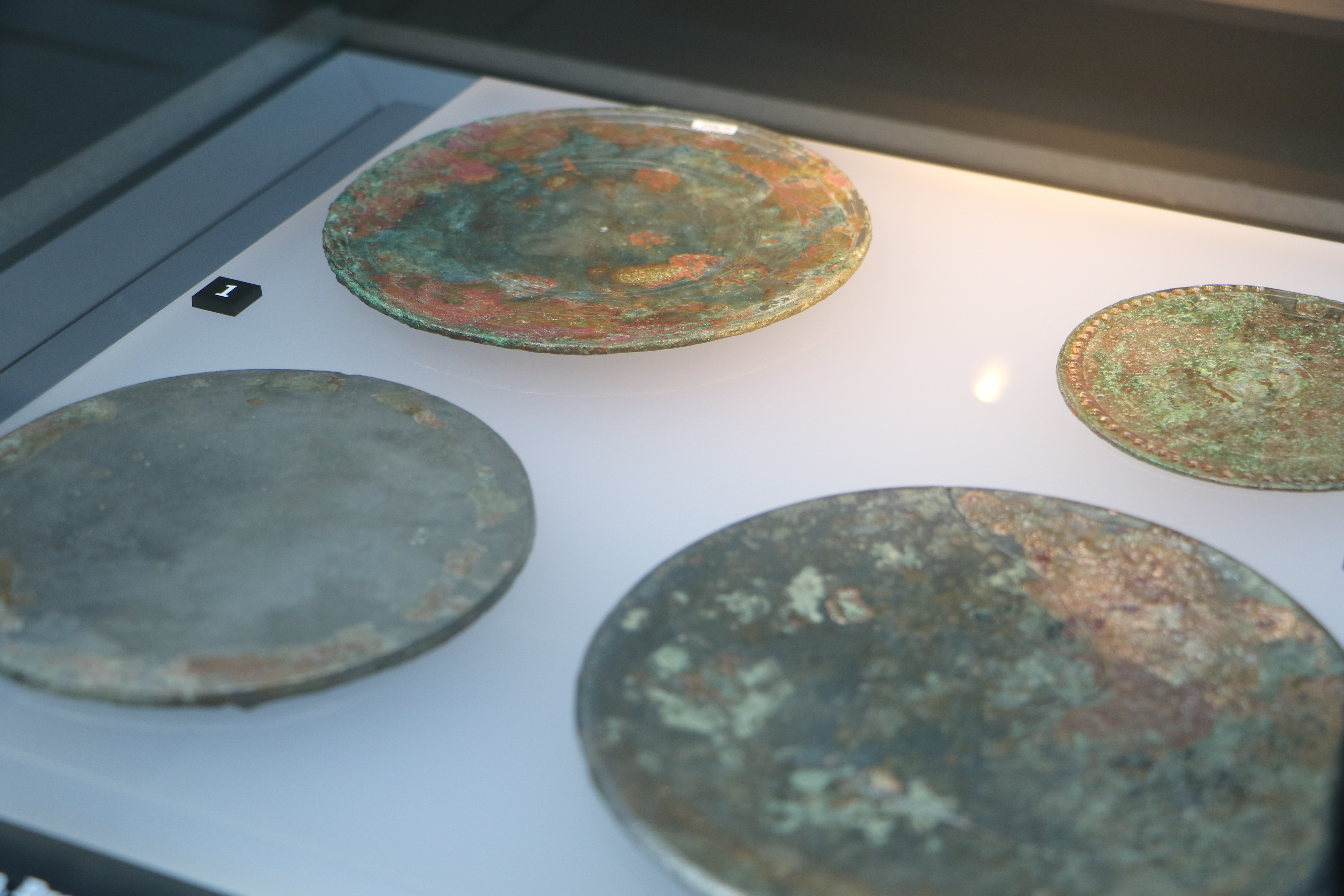 Nadir bulunan gümüş ayna Samsun Müzesi'nde sergileniyor 