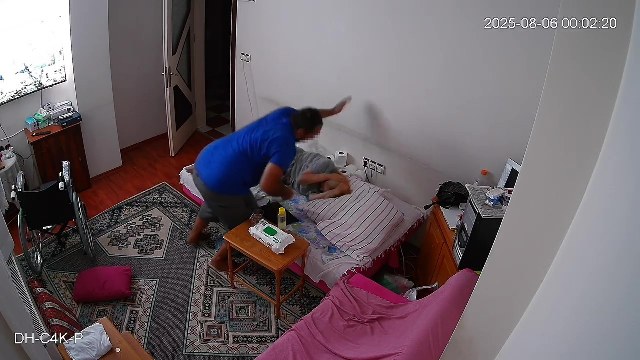 Oğlu tarafından dövülen anne hayatını kaybetti