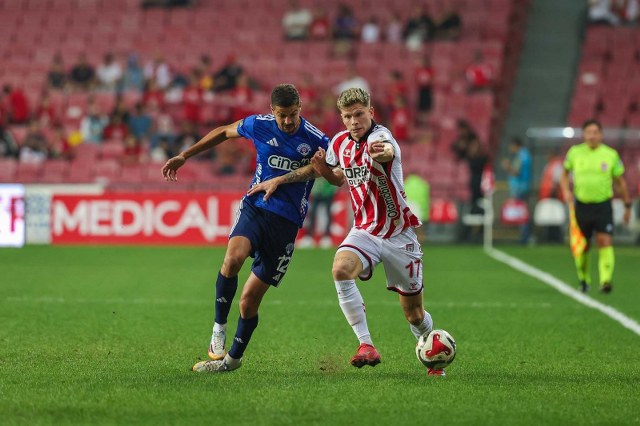 Samsunspor  Kasımpaşa maçının ilk yarısı golsüz tamamlandı