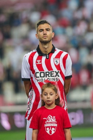 Reis, Samsunspor'un taktiğini değiştirdi