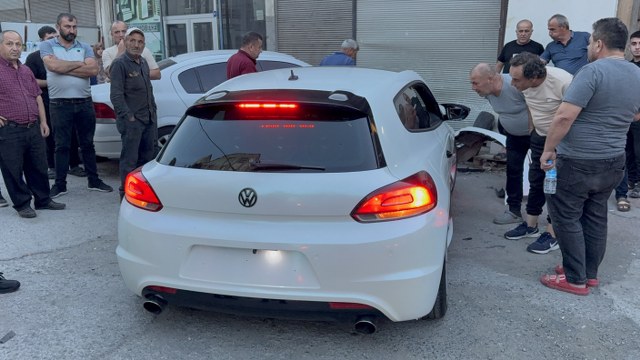 Samsun'da polisten kaçan araç dehşet saçtı