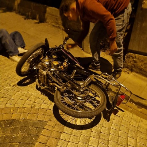 Otomobil ve motosiklet çarpıştı: 15 yaşındaki çocuk öldü