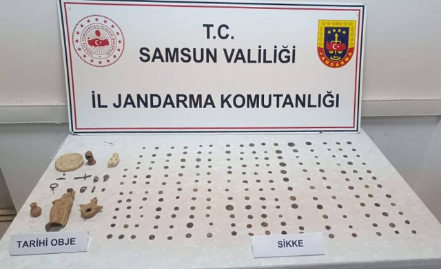 Samsun'da jandarmadan tarihi eser operasyonu: Sikke ele geçirildi
