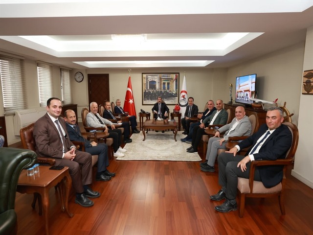 Karadeniz Spor Turizmi Birliği'nden Samsun Valisi Orhan Tavlı'ya ziyaret