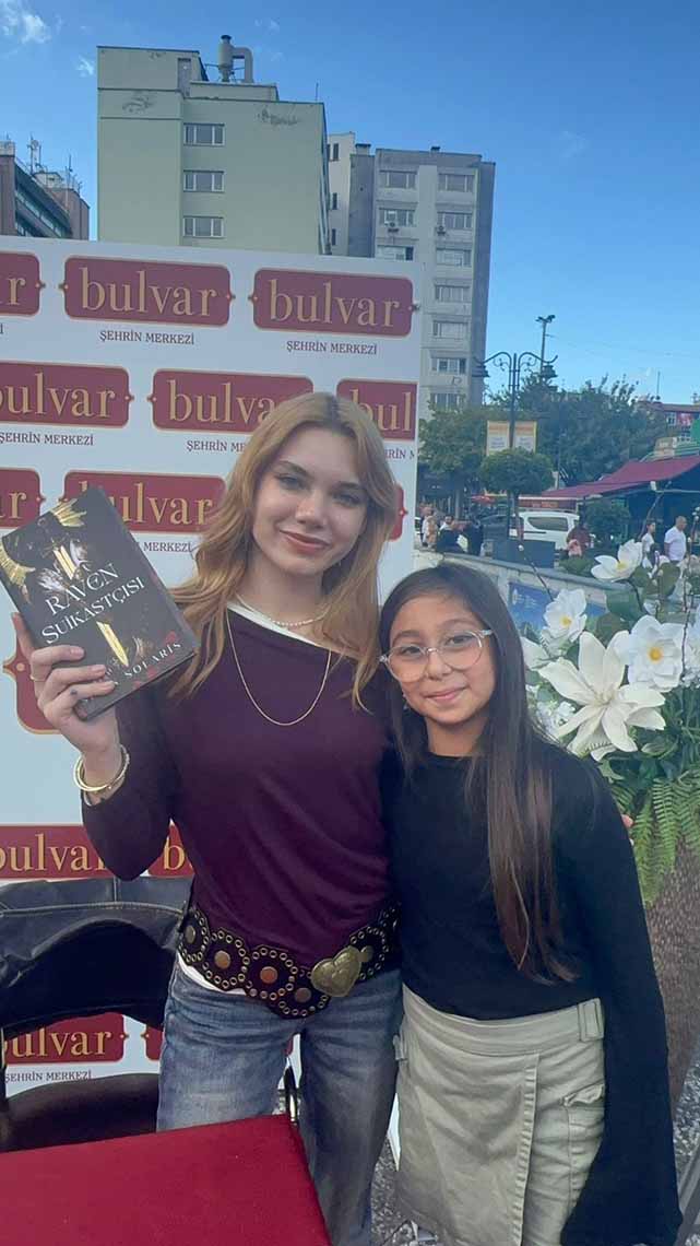 Samsun'da Bulvar AVM’de yazarlar buluşması