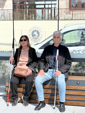 Samsun'da görme engellilerden sesli akıllı otobüs duraklarına tam not