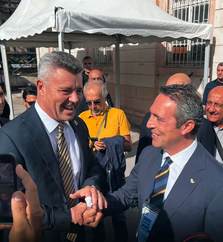 Fenerbahçe başkanını seçiyor: Oy verme işlemi sona erdi