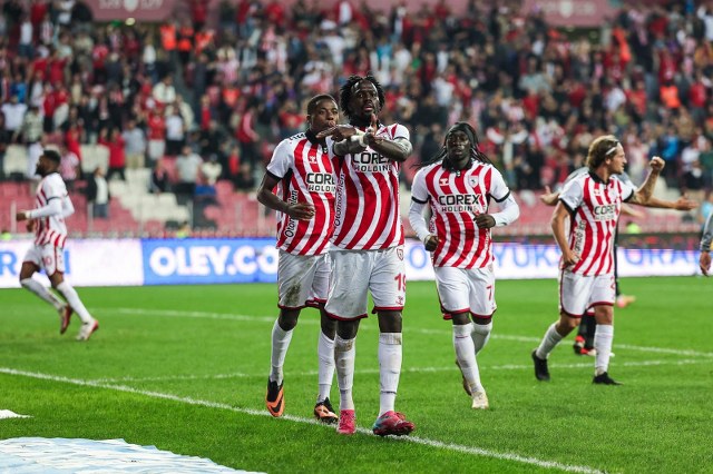 Ndiaye ilk maçında siftah yaptı