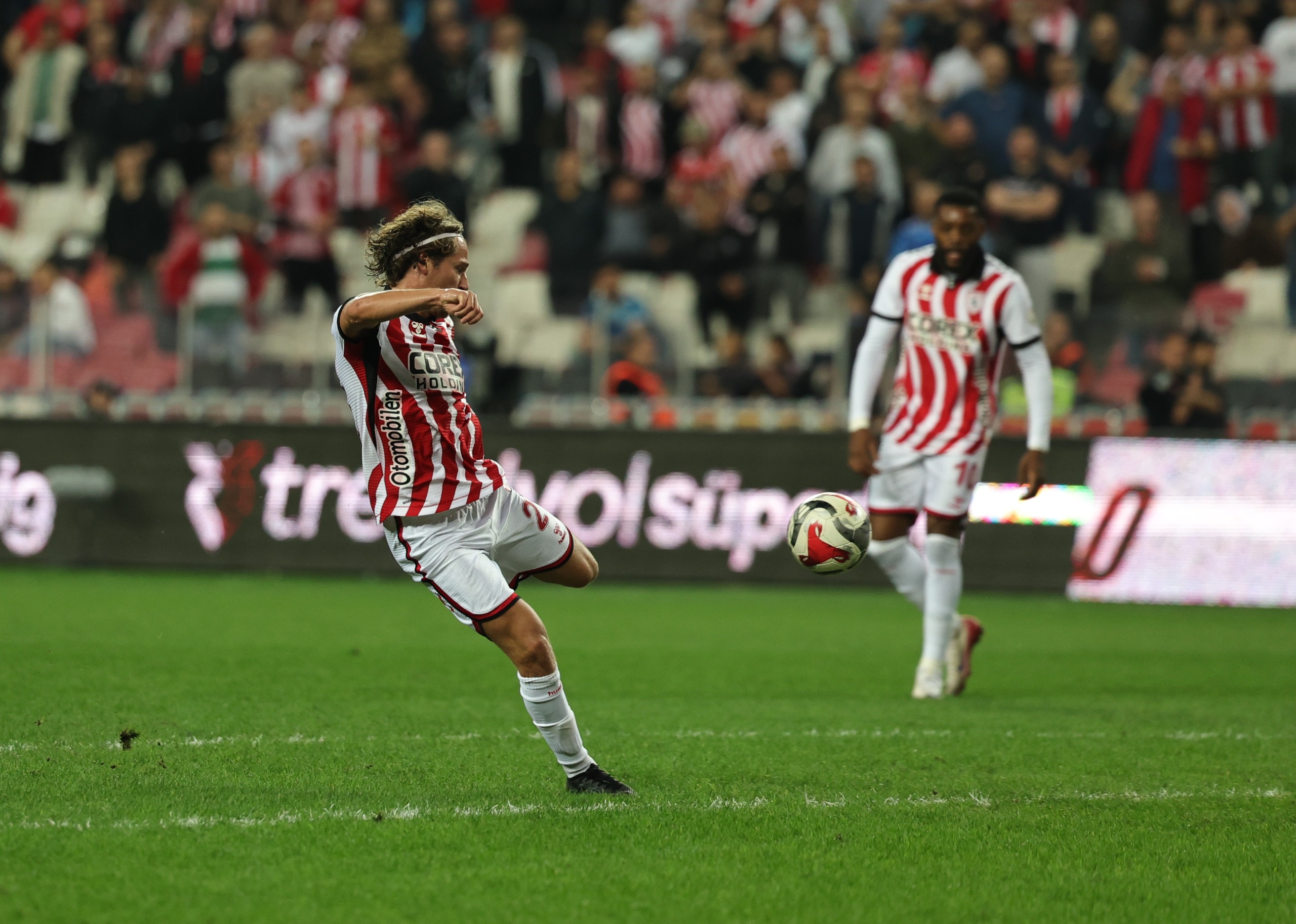 Samsunspor'da kilit pasların adamı Carlo Holse