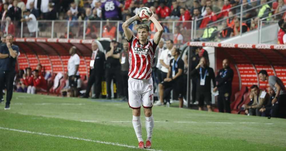 Samsunspor'da Logi Tomasson 1 asist yaptı 1 şutu direkten döndü