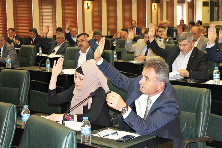 BAŞKAN ŞAHİN, İLK MECLİS TOPLANTISINDA GÜVEN VERDİ: Kanımızın son damlasına kadar çalışacağız