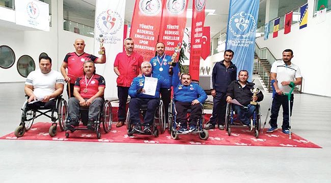 ENGELLİ ATICILAR MERSİN'DE SES GETİRDİ