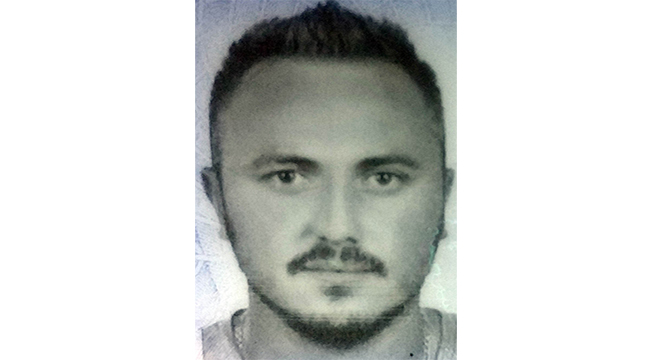 "Çok bile yaşadım" diye not yazıp kendini ağaca astı