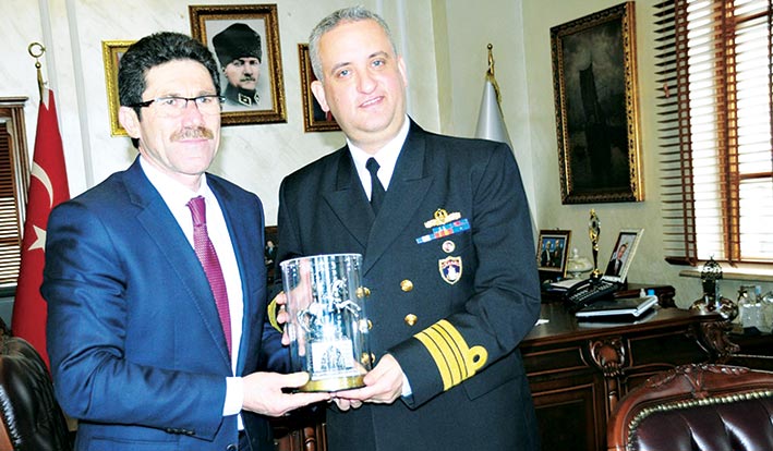 KOMUTANLAR BÜYÜKŞEHİR’DE