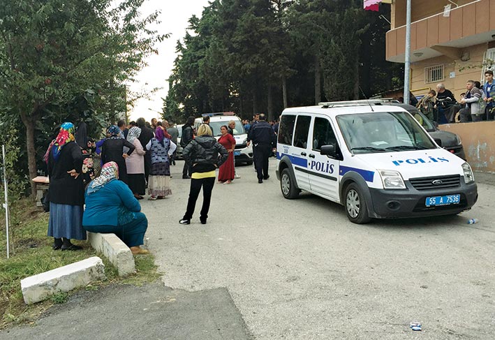 GELİNİ DE DÖVDÜLER!