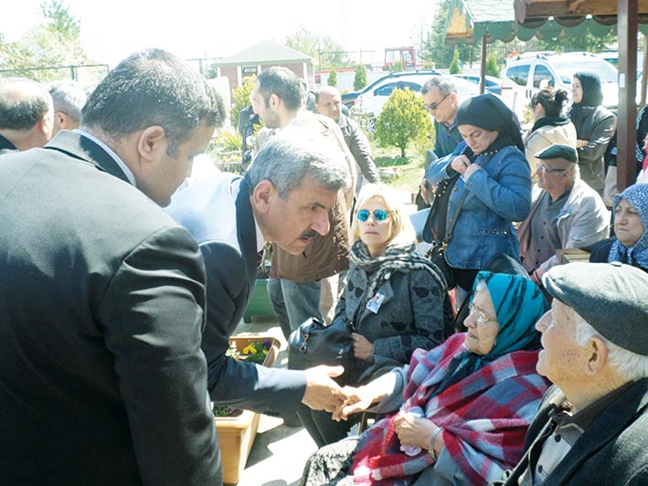 Bağışladığı araziye huzurevi yapılmadan öldü