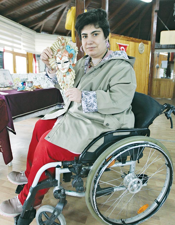 ‘BURADA HAYALLERİMİZİ ORTAYA ÇIKARDIK’ HAYATA BAĞLAYAN KURS!