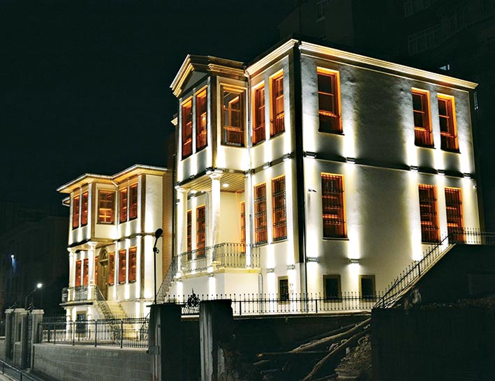 ESKİ KENT DOKULARI YENİDEN CANLANDIRILIYOR