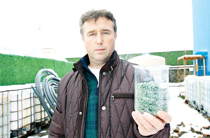 Buzu parçalayan solüsyon ile kışın yolda kalma derdine son