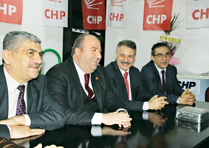 Artvinlilerden siyaset turu