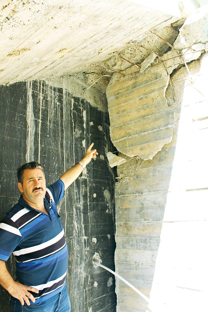 BİNA YAN YATTI, VATANDAŞLAR MAĞDUR OLDU