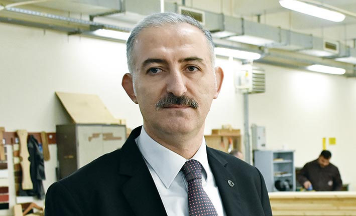 MAHKUMLAR CEZAEVİNDE ÜRETİYOR