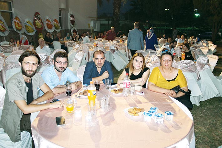 Önce kan verdiler sonra düğün yaptılar