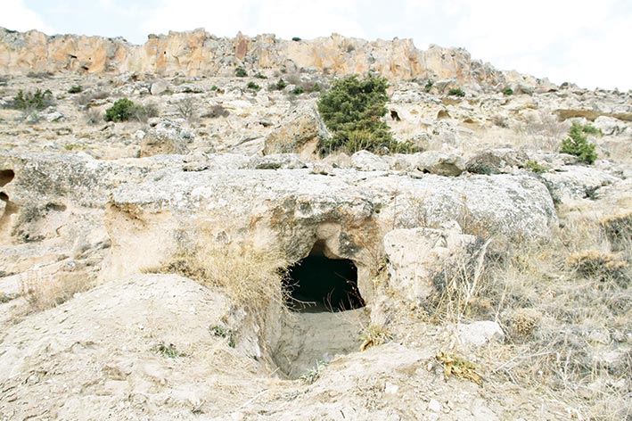 Define avcıları Samsun'da  tam 16 tarihi bölgeyi tahrip etti