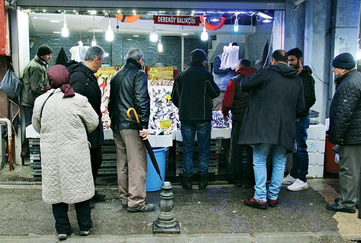 Fırtına var, hamsi yok